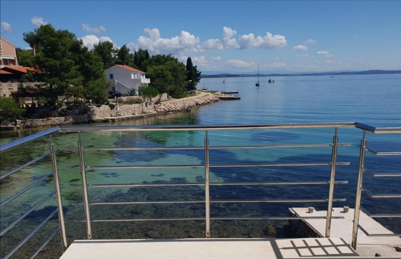 Apartment Sea Reflections